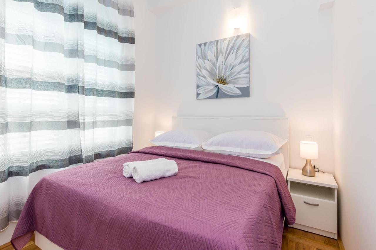 Apartmani Vesna Grebastica Bagian luar foto