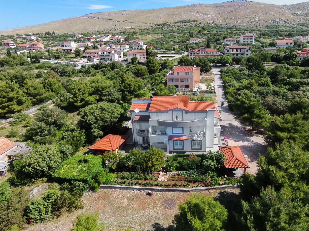 Apartmani Vesna Grebastica Bagian luar foto