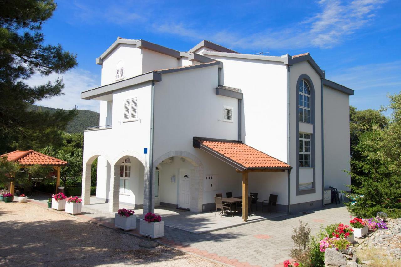 Apartmani Vesna Grebastica Bagian luar foto