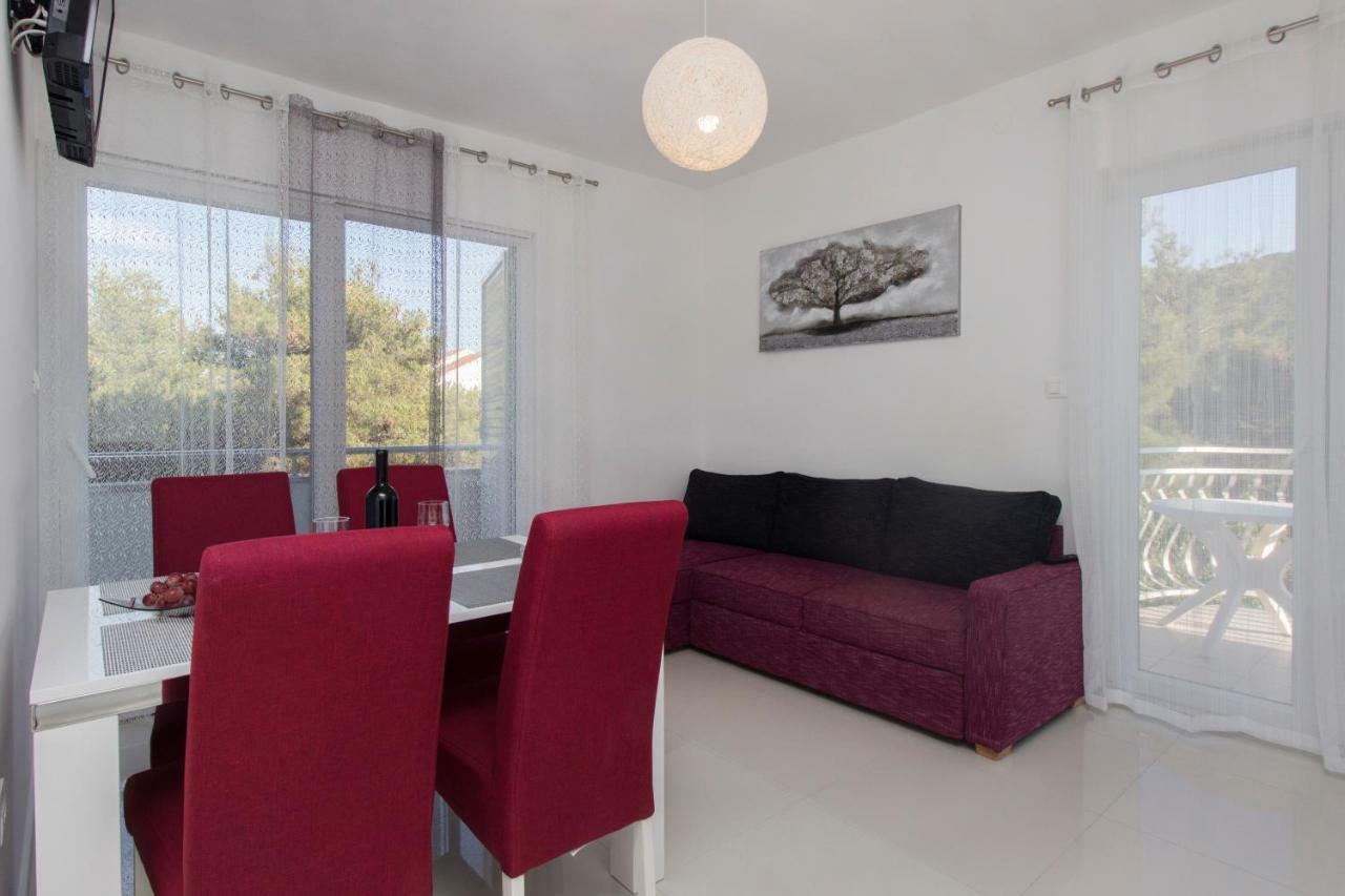 Apartmani Vesna Grebastica Bagian luar foto