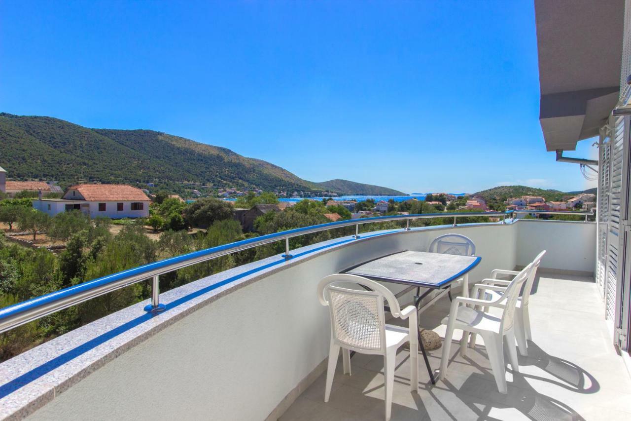 Apartmani Vesna Grebastica Bagian luar foto
