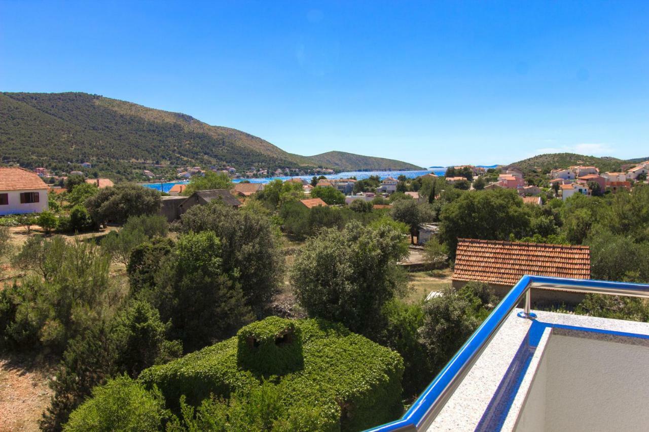 Apartmani Vesna Grebastica Bagian luar foto