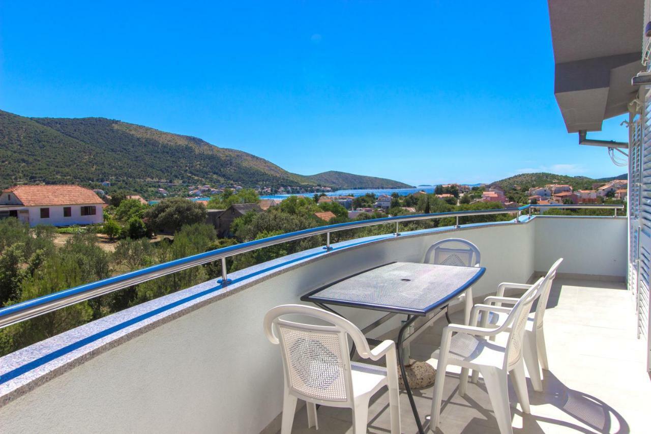 Apartmani Vesna Grebastica Bagian luar foto
