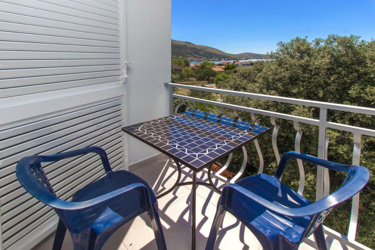 Apartmani Vesna Grebastica Bagian luar foto